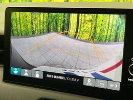【9インチ　ホンダコネクトディスプレイ】視認性の高い大画面ディスプレイでナビの使用や、お持ちのスマートフォンと連携したbluetoothでの音楽再生が可能です♪