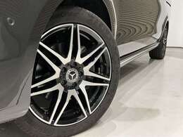 AMGラインホイール着用。