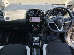 【インパネ全体】全方位で視界が広く、高い目線で運転もしやすいです！