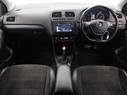 ハーフレザーシート　シートヒーター　純正ナビ　フルセグ　Bluetooth　Bカメラ　ETC　LEDヘッドライト　オートライト　純正アルミホイール　アダプティブクルコン　衝突被害軽減ブレーキ　パドルシフト