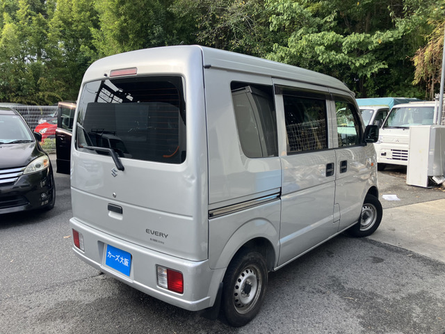 ●安心の「1年保証」●ディーラー含む全国3000店以上の提携先工場で無料修理できる安心の「1年保証」をご用意しておりますので、遠方の方でも安心してご購入頂けます。