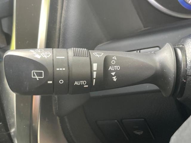 国産車から輸入車まで多様なお客様のニーズのお応えできるように、全国規模で豊富な在庫展開！車のことならWECARSへ！