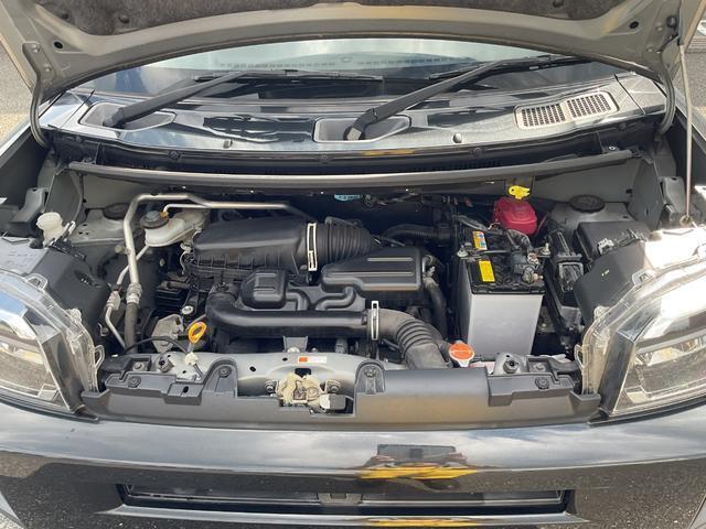 エンジンルームも綺麗です◎