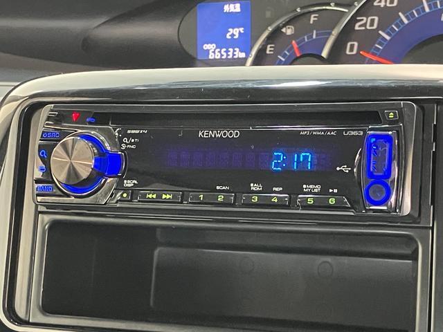 品質へのこだわり！フロアマットやシートなど車内をキレイに清掃し、ニオイや汚れなどを徹底的にクリーニングしてもらっております。室内はピカピカです☆
