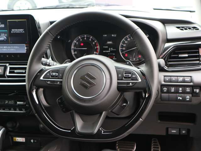 ●自動車評価会社（株）AISの評価を受けて展示しています。お車の状態は鑑定書でご確認いただけますので、ご遠方のお客様にも安心してお買い求めいただいています。