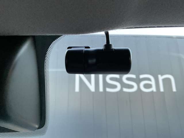 高画質で録画するドライブレコーダー装備してます。