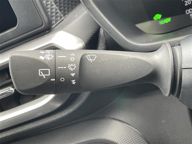 【運転席操作部】快適なドライブを楽しむための機能が装備されています！運転席から触れるので、使いやすいです！除菌プランいれていただくと、さらに清潔で安心していただけます！