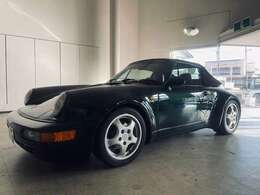 964ターボフェンダー等、かなりお金を掛けモデファイされております