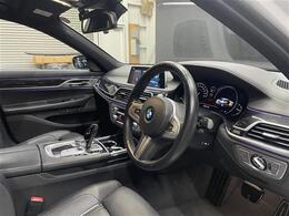 LIBERALA前橋ではドイツプレミアム御三家のBMW、M・BENZ、Audiをはじめとする数多くの輸入車を取り揃えております。是非ブランドの違いを較べて愉しんで下さい。新しい驚きと発見をお届け致します。
