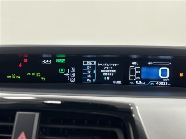 TFTインフォメーションディスプレイとLEDを使ったカラフルなメーター！インフォメーションディスプレイでは、クルマのいろいろな設定状況の確認が出来ます！