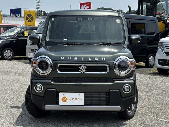 ブロス新潟グループと村上自動車整備（株）の業務提携で実現した新しい形の車屋さんです。