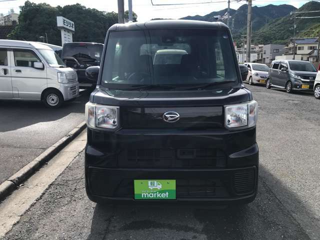 当社のお車はバン・トラックをメインとして取り揃えております。
