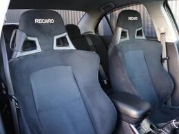 純正RECARO装着になります。