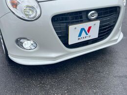 【純正エアロ】人気の純正エアロを装備！クルマの外観がよりスタイリッシュになり、街中で存在感あふれる1台に♪将来買い替える時にもリセールに影響しやすく、価値ある人気の装備です！