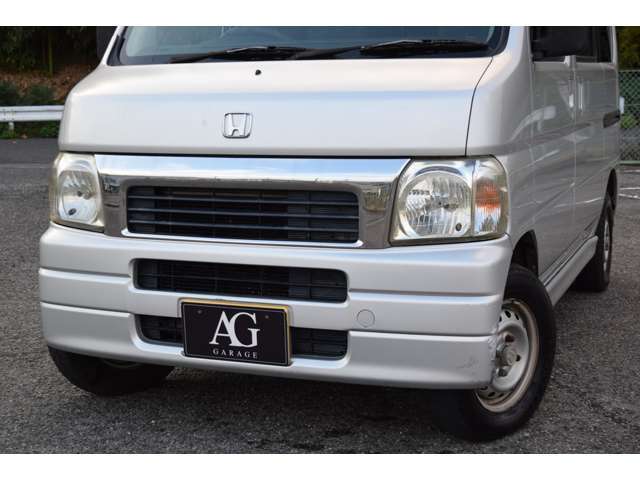 【ルームクリーニング実施済み】当店入庫時にルームクリーニング済み(天井＆内張り＆トリム等拭き掃除、フロアマット洗浄、掃除機掛け等)。ご納車前にはもう一度ルームクリーニングいたします。