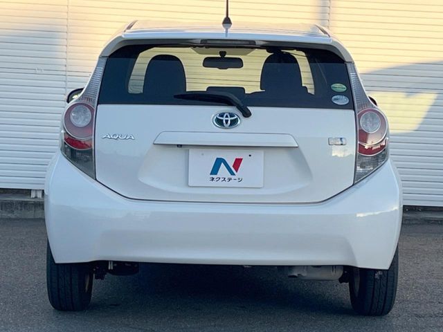 安心の最長10年・走行無制限保証（有償）をご用意。保証内容も充実はもちろん、無料点検＆オイル交換や、年中無休の全国・24時間ロードサービスも付帯されておりますのでご安心下さい。