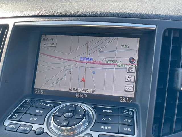 【メーカーナビ】装着車です。社外ナビやディスプレイオーディオへの交換も承っております。