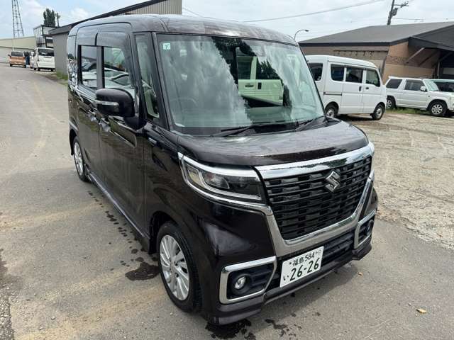 ☆展示台数100台以上♪毎週30台以上の新鮮な中古車が入庫します☆