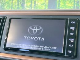 【純正ナビ】人気の純正ナビを装備。オーディオ機能も充実しており、Bluetooth接続すればお持ちのスマホやMP3プレイヤーの音楽を再生可能！毎日の運転がさらに楽しくなります！！