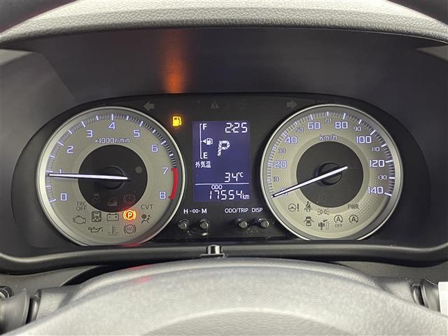【スピードメーター】メーターがシンプルで見やすく運転しやすいですね！