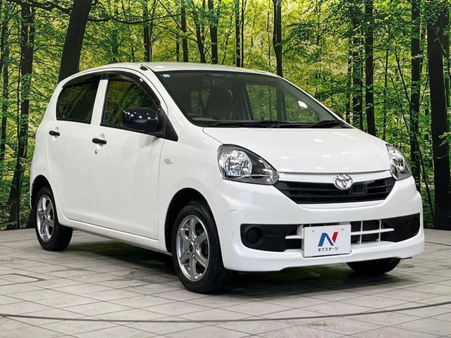 大好評のボディコーティング「弾スプラッシュコート」もご納車までに施工可能。通常のガラスコートと異なる、耐久年数6年の無機質ガラスコーティングが、ボディをキレイな状態に保ってくれます。