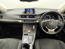 【インパネ全体】『インパネ全体』の画像になります。写真の内容に関してご不明点、ご質問等がございましたらお気軽にガリバー店舗までお問い合わせください。