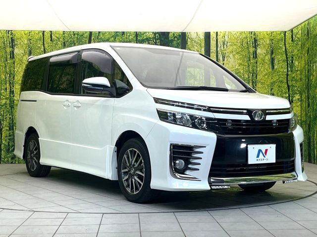 大好評のボディコーティング「弾スプラッシュコート」もご納車までに施工可能。通常のガラスコートと異なる、耐久年数6年の無機質ガラスコーティングが、ボディをキレイな状態に保ってくれます。