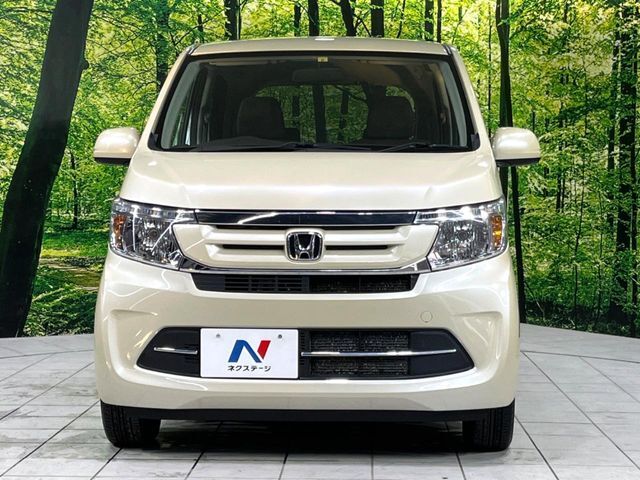 弊社では、全車『修復歴なし』のお車のみ取り扱っております。専任バイヤーによる厳選した仕入れの後、入庫後の車両チェックを行い、ネクステージが認定した高品質な中古車をご提供しております。