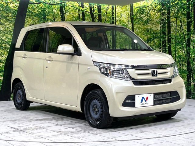 大好評のボディコーティング「弾スプラッシュコート」もご納車までに施工可能。通常のガラスコートと異なる、耐久年数6年の無機質ガラスコーティングが、ボディをキレイな状態に保ってくれます。