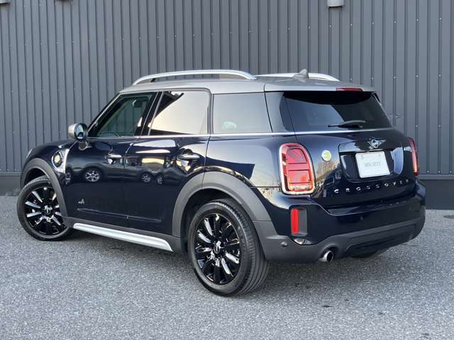 【NIMI認定中古車を販売】NIMIを熟知したメカニックによる、最大100項目の納車前点検により信頼と安心をお届けいたします。