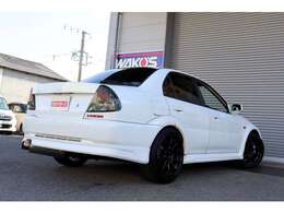 社外18インチアルミ・マフラー・インタークーラー・車高調