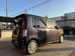 女性スタッフも多数♪女性のお客様もお気軽にご来店ください！