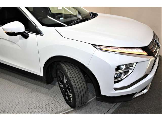 暗い夜道も明るく照らす『LEDヘッドランプ＆ビルトインフォグランプ』☆☆夜のドライブも視界は良好で安全運転の強いミカタです☆☆