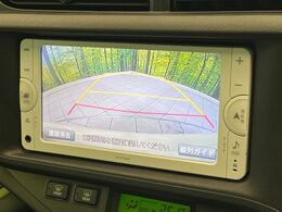 【バックカメラ】駐車時に後方がリアルタイム映像で確認できます。大型商業施設や立体駐車場での駐車時や、夜間のバック時に大活躍！運転スキルに関わらず、今や必須となった装備のひとつです！