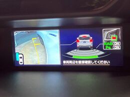 【サイドカメラ】停車・駐車時に死角になりがちな運転席から見えづらい部分の障害物を確認できます！雨天時や夜間などは特に活躍してくれるアイテムです。