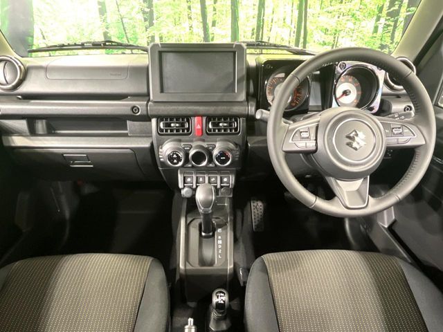 グループ総在庫数約30，000台！！全国の系列店からメーカー・車種問わずご紹介出来るので、あなたにピッタリのお車が見つかるはずです♪まずはお問い合わせ下さい☆