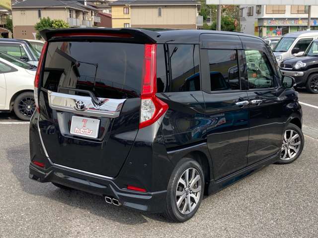 車両の状態や見積りのご依頼は無料電話をご利用くださいませ。