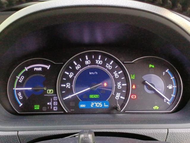 WECARSの展示場では実際に見て、触ってお車をお選びいただけます！知識の豊富な営業スタッフが様々なカーライフをご提案いたします！