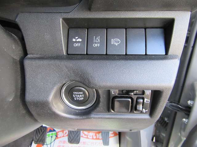 ■新車中古車販売　・整備・鈑金・塗装・買取・保険■自動車・重機のレンタル及びリース・カー用品販売・レジャー用品販売■各種大型・小型トラック・特殊車、フォークリフト販売冷凍機及びパワーゲート類の販売修理