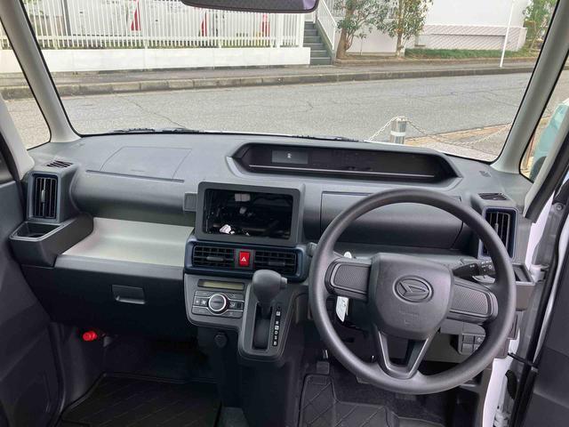 自動車保険も取り扱っておりますので見積りも可能です♪　お客様のお話を伺い、的確なご提案をさせて頂きます。