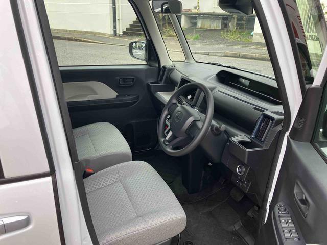 オプション商品もご相談もお任せください　ボディーコーティング・希望ナンバー・自動車任意保険もご相談下さい！