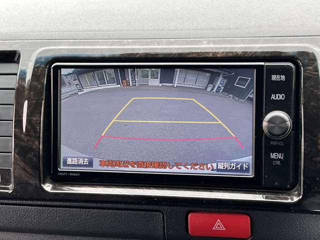 TRDフロントスポイラー/TRDマッドフラップ/XTREME-J16インチアルミホイール/純正地デジナビ/レザー調シートカバー/ドアポケットアームレスト/助手席エアバッグ/LEDヘッドライト