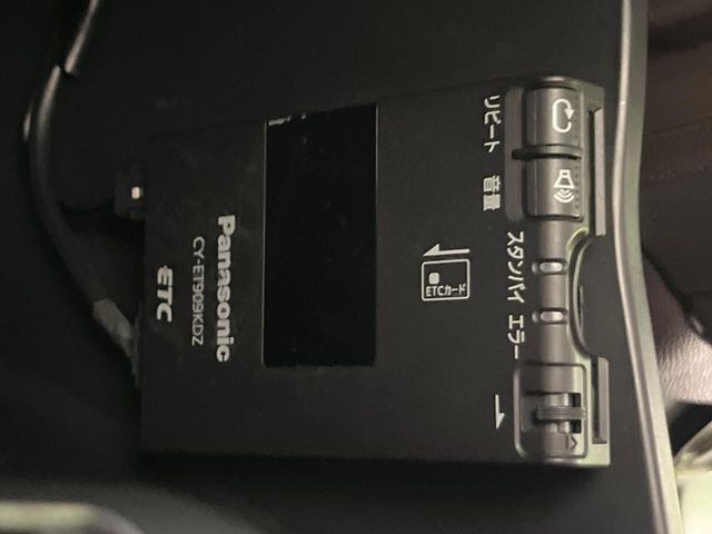 【ETC】高速道路の料金所をストレスなく通過！話題のスポットやサービスエリアに多い「スマートIC」利用時は必須のアイテムです。当店でセットアップを実施、ご納車当日からすぐにご利用いただけます！