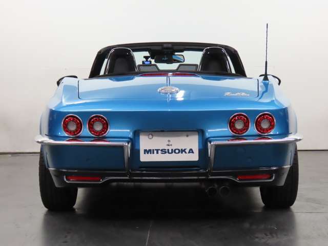 BUBU一般中古車は3ヶ月/6,000kmの車両保証が自動付帯。この他多彩なプランのBUBU MITSUOKA WARRANTYもご用意しており、ご予算に合わせて最適な保証プランをご提示致します。
