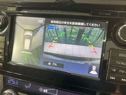 【アラウンドビューモニター】専用のカメラにより、上から見下ろしたような視点で360度クルマの周囲を確認することができます☆死角部分も確認しやすく、狭い場所での切り返しや駐車もスムーズに行えます。