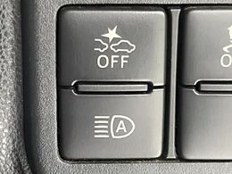 【オートハイビーム】夜間の安全走行に役立つ便利な機能！先行車や対向車を検知し、ハイビームとロービームを切り替えてくれます♪