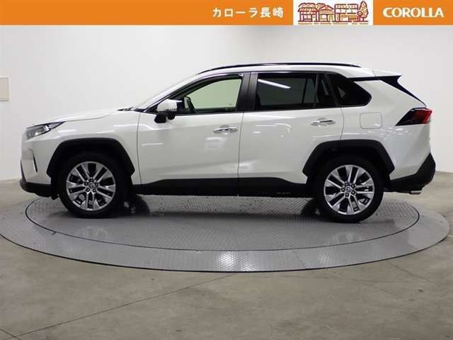 高品質、充実の整備と安心ロングラン保証1年付きでお車をお引渡し致します