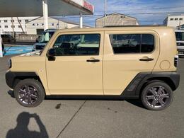 静岡ダイハツの中古車は、展示前に徹底した洗車や室内清掃を実施しております。