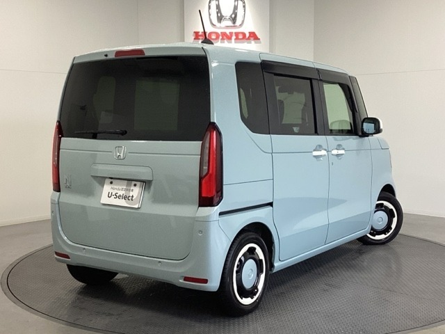【Honda認定中古車 U-Select】　は3つの安心をお約束します。　1　Hondaのプロが整備した安心。 2　第三者機関がチェックした安心。　3　購入後もHondaが保証する安心。
