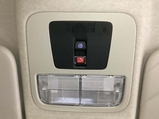 Honda CONNECT搭載車です。「Honda Total Care プレミアム」に加入頂くと、「緊急サポートセンター」や「Honda ALSOK駆けつけサービス」などのサービスが受けられます。